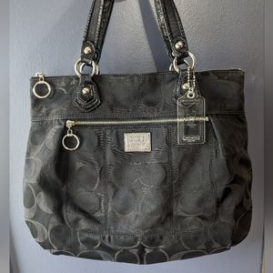 Coach Signature Poppy Bag with Pink/ Fuschia Lining